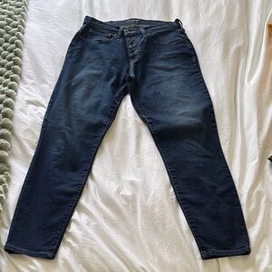 Lucky Brand Classic Women’s Dark Blue Button Jeans Size 10 Mid Rise Skinny Ava